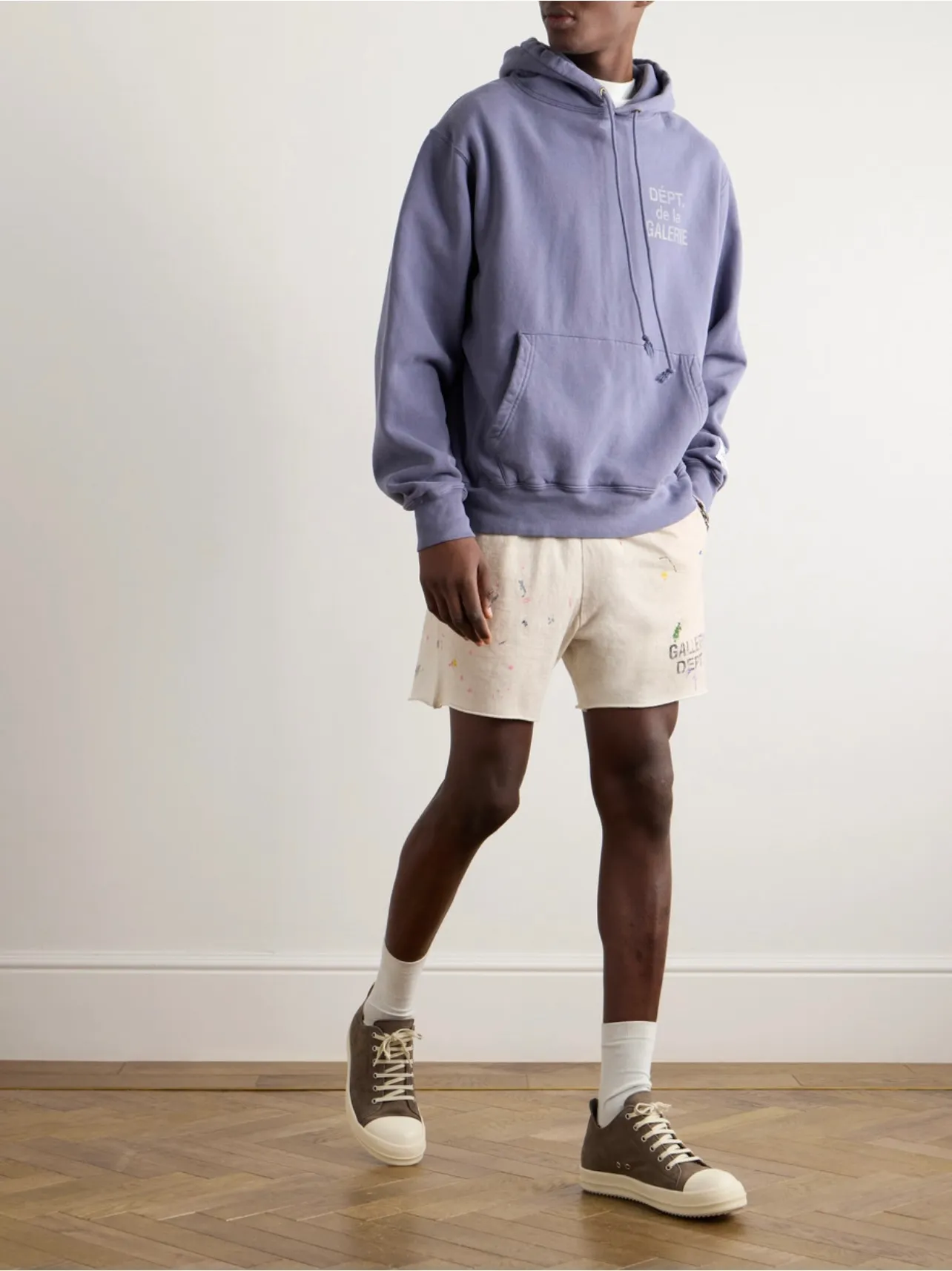 Heavy craftsmanship, the first choice for American boys in summer GALLERY DEPT. INSOMNIA SHORTS/WHITE English mud-dyed and ink-splashed shorts, off-white S-XL, super comfortable and breathable fabric, frees the lower body, heavy wash, mud-dyed and distressed, super complex ink-splashed graffiti